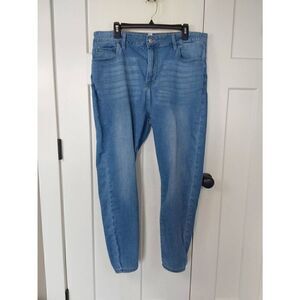 Forever 21+ Jeans Sz 16 Medium wash